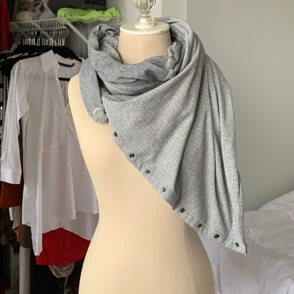 Lululemon Vinyasa Scarf